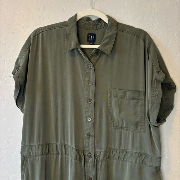 GAP Army Jacket Green Lyocell Button Down Short Sleeve Tie Waist Jumpsuit 16 - Picture 2 of 11